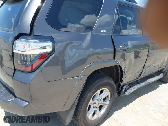 2020 Toyota 4Runner SR5 with VIN JTEZU5JR7L5224133, listed as a IAAI auction lot 42454918 with 116,014 mi miles and . Bid and sale history available at DreamBid. Image 19.