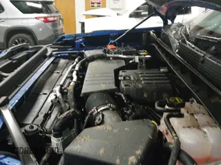 2024 GMC Sierra 1500 Elevation z VIN 3GTPUJEK4RG248506, wystawiony jako IAAI lot #41196802 z przebiegiem 7 752 mil mil oraz . Historia ofert i sprzedaży dostępna na DreamBid. Obrazek 19.