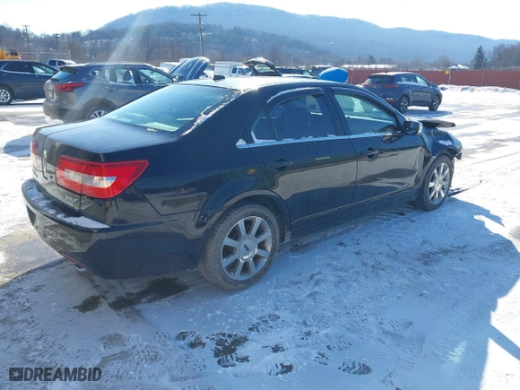 2007 Lincoln MKZ with VIN 3LNHM26T07R653177, listed as a IAAI auction lot 41571111 with 124,929 mi miles. Bid and sale history available at carsss.com. Image 4.