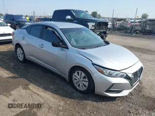 2021 Nissan Sentra S z VIN 3N1AB8BV9MY327307, wystawiony jako IAAI lot #40596420 z przebiegiem 125 417 mil mil oraz . Historia ofert i sprzedaży dostępna na DreamBid. Obrazek 1.