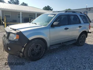 2010 Ford Escape XLS с VIN 1FMCU0C73AKA52802, выставлен на аукционе Copart как лот 60100185 с пробегом 141 541 миль миль и Чистый • Clean title. История ставок и продаж доступна на DreamBid. Изображение 1.