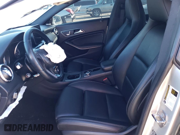 2019 Mercedes-Benz CLA with VIN WDDSJ4EB3KN713980, listed as a Copart auction lot 40117043 with 38,127 mi miles. Bid and sale history available at carsss.com. Image 7.