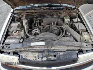 2004 Chevrolet Blazer LS z VIN 1GNDT13X34K148670, wystawiony jako Copart lot #44439845 z przebiegiem 196 344 mil mil oraz Czysty tytuł • Clean title. Historia ofert i sprzedaży dostępna na DreamBid. Obrazek 12.