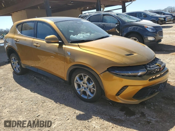 2024 Dodge Hornet R/T Plus with VIN ZACPDFDW8R3A13193, listed as a Copart auction lot 48620845 with 3,167 mi miles and Salvage Title. Bid and sale history available at carsss.com. Image 4.