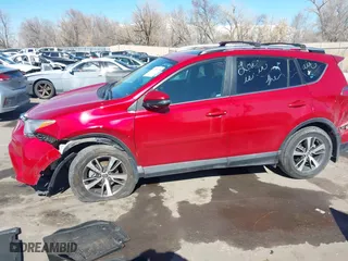2017 Toyota RAV4 XLE with VIN 2T3RFREV5HW684792, listed as a IAAI auction lot 41692376 with 125,511 mi miles. Bid and sale history available at carsss.com. Image 14.