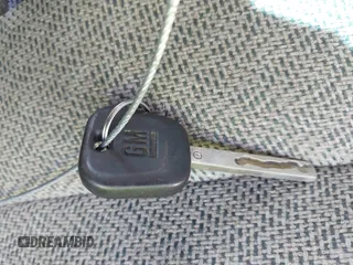 2017 GMC Savana Cargo z VIN 1GTW7AFF7H1915702, wystawiony jako IAAI lot #41768370 z przebiegiem 120 997 mil mil oraz . Historia ofert i sprzedaży dostępna na DreamBid. Obrazek 11.