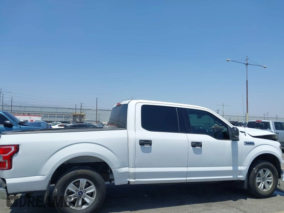 2018 Ford F-150 XL с VIN 1FTEW1CP5JKD93549, выставлен на аукционе IAAI как лот 42346403 с пробегом 144 705 миль миль и . История ставок и продаж доступна на DreamBid. Изображение 19.