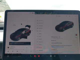 2019 Tesla Model 3 Mid Range z VIN 5YJ3E1EA7KF445040, wystawiony jako IAAI lot #41954956 z przebiegiem 68 004 mil mil oraz . Historia ofert i sprzedaży dostępna na DreamBid. Obrazek 7.