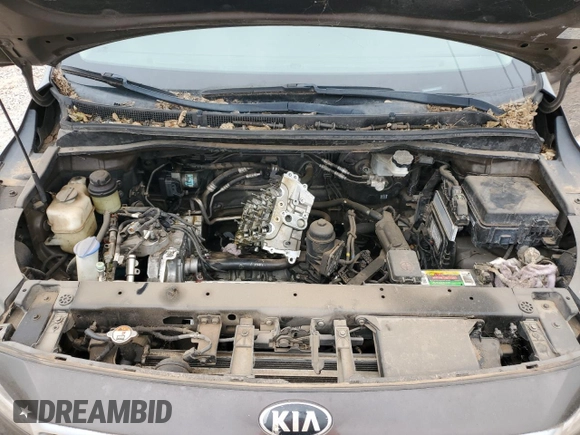 2017 Kia Sedona LX with VIN KNDMB5C15H6225424, listed as a Copart auction lot 43068985 with 187,442 mi miles and Clean Title. Bid and sale history available at carsss.com. Image 12.