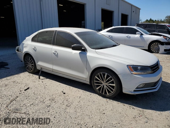 2016 Volkswagen Jetta Sport z VIN 3VWD17AJ9GM239405, wystawiony jako Copart lot #47885475 z przebiegiem 90 823 mil mil oraz Szkody całkowita. Historia ofert i sprzedaży dostępna na DreamBid. Obrazek 4.