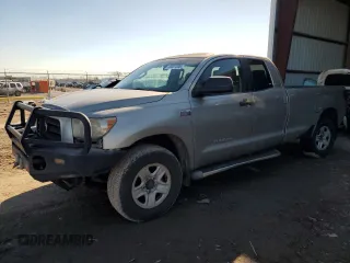 2008 Toyota Tundra z VIN 5TFCV54128X006528, wystawiony jako Copart lot #89301595 z przebiegiem 148 084 mil mil oraz Szkoda całkowita • Salvage title. Historia ofert i sprzedaży dostępna na DreamBid. Obrazek 1.