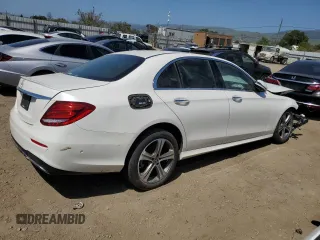 2017 Mercedes-Benz E 300 Luxury with VIN WDDZF4JB7HA253728, listed as a Copart auction lot 54451575 with 47,149 mi miles and Clean Title. Bid and sale history available at DreamBid. Image 3.