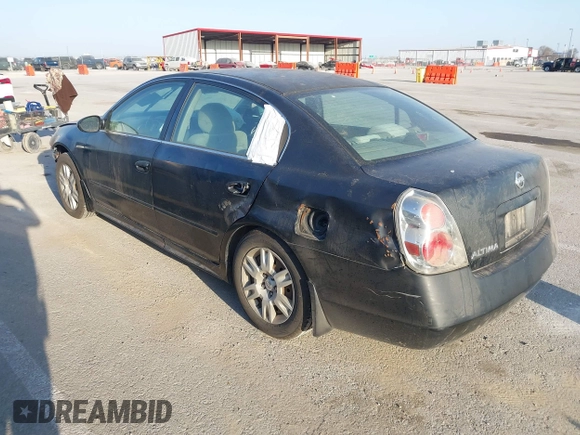 2005 Nissan Altima 2.5 S with VIN 1N4AL11DX5N496959, listed as a IAAI auction lot 41801631 with 190,433 mi miles. Bid and sale history available at carsss.com. Image 3.