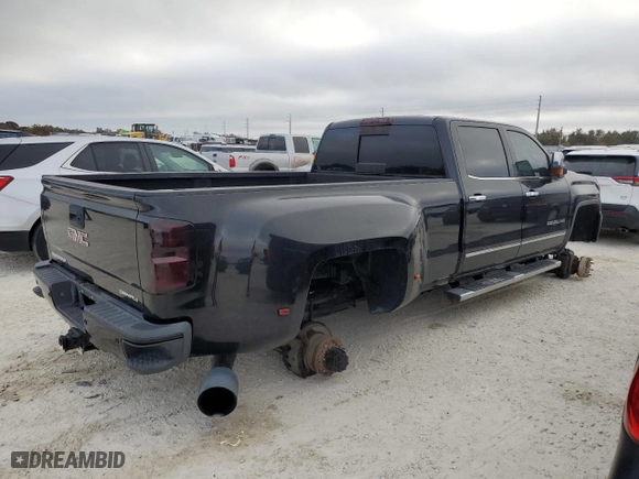 2015 GMC Sierra 3500HD Denali with VIN 1GT424E80FF657761, listed as a Copart auction lot 75131604 with 78,011 mi miles and Non Repairable. Bid and sale history available at carsss.com. Image 3.