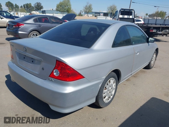 2005 Honda Civic Cpe LX with VIN 1HGEM225X5L031746, listed as a IAAI auction lot 41896295 with 211,888 mi miles. Bid and sale history available at carsss.com. Image 4.
