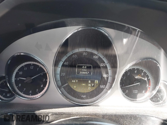2012 Mercedes-Benz E E 350 Luxury with VIN WDDHF5KB1CA524212, listed as a IAAI auction lot 41041293 with 358,857 mi miles. Bid and sale history available at carsss.com. Image 7.