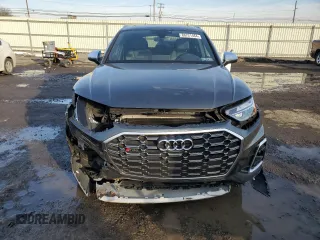 2022 Audi SQ5 Premium Plus with VIN WA1B4AFY8N2091606, listed as a Copart auction lot 86721464 with 10,869 mi miles and Salvage Title. Bid and sale history available at carsss.com. Image 5.
