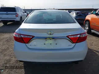 2017 Toyota Camry XLE with VIN 4T1BF1FK2HU315596, listed as a IAAI auction lot 41864814 with 122,448 mi miles. Bid and sale history available at carsss.com. Image 16.