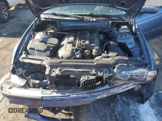 2003 BMW 3 Series 325xi with VIN WBAEU33413PH87420, listed as a Copart auction lot 88710435 with 170,753 mi miles and Salvage Title. Bid and sale history available at carsss.com. Image 11.
