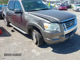 2007 Ford Explorer Sport Trac Limited z VIN 1FMEU53817UA03139, wystawiony jako IAAI lot #42030945 z przebiegiem 159 839 mil mil oraz . Historia ofert i sprzedaży dostępna na DreamBid. Obrazek 6.