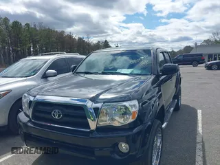 2008 Toyota Tacoma z VIN 5TELU42NX8Z506805, wystawiony jako IAAI lot #42063134 z przebiegiem 228 690 mil mil oraz . Historia ofert i sprzedaży dostępna na DreamBid. Obrazek 6.
