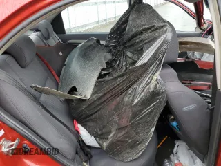 2009 Chevrolet Aveo 1LT z VIN KL1TD56E19B666570, wystawiony jako Copart lot #56953825 z przebiegiem Nie podano mil oraz Szkoda całkowita • Salvage title. Historia ofert i sprzedaży dostępna na DreamBid. Obrazek 10.