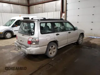 2001 Subaru Forester S w/Premium Pkg with VIN JF1SF65681H725555, listed as a Copart auction lot 51146175 with 195,670 mi miles and Salvage Title. Bid and sale history available at carsss.com. Image 3.