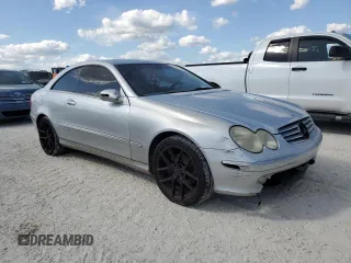 2003 Mercedes-Benz CLK-Class 3.2L with VIN WDBTJ65J63F050559, listed as a Copart auction lot 77650564 with 218,619 mi miles and Clean Title. Bid and sale history available at carsss.com. Image 4.