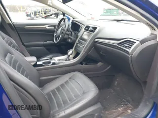 2013 Ford Fusion SE with VIN 3FA6P0HR1DR224348, listed as a IAAI auction lot 41971247 with 121,553 mi miles and . Bid and sale history available at DreamBid. Image 5.