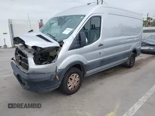 2019 Ford Transit с VIN 1FTYR2CM8KKB16413, выставлен на аукционе IAAI как лот 42367266 с пробегом 192 037 миль миль и . История ставок и продаж доступна на DreamBid. Изображение 18.