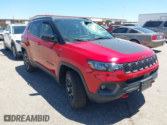 2025 Jeep Compass Trailhawk with VIN 3C4NJDDN7ST550950, listed as a IAAI auction lot 42540153 with 8,546 mi miles and . Bid and sale history available at DreamBid. Image 1.