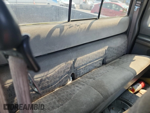 1999 Ford F-250 XL with VIN 1FTNX21FXXEC41173, listed as a Copart auction lot 65117905 with 303,358 mi miles and Clean title. Bid and sale history available at DreamBid. Image 10.