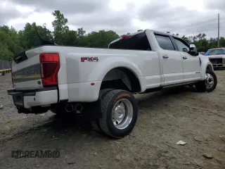 2022 Ford Super Duty F-450 DRW XL with VIN 1FT8W4DT9NED86425, listed as a Copart auction lot 54955994 with 19,767 mi miles and Salvage Title. Bid and sale history available at carsss.com. Image 3.