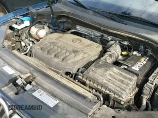 2020 Volkswagen Tiguan S с VIN 3VV1B7AX6LM104840, выставлен на аукционе IAAI как лот 43091774 с пробегом 68 041 миль миль и . История ставок и продаж доступна на DreamBid. Изображение 19.