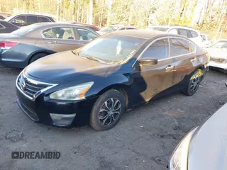 2014 Nissan Altima S with VIN 1N4AL3AP3EC262485, listed as a IAAI auction lot 41290756 with 216,627 mi miles and . Bid and sale history available at carsss.com. Image 2.
