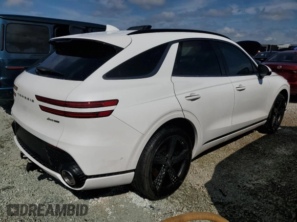 2025 Genesis GV70 Sport z VIN 5NMMCDTC8SH021087, wystawiony jako Copart lot #74002194 z przebiegiem 1 930 mil mil oraz Nie do naprawy • Non repairable. Historia ofert i sprzedaży dostępna na DreamBid. Obrazek 3.