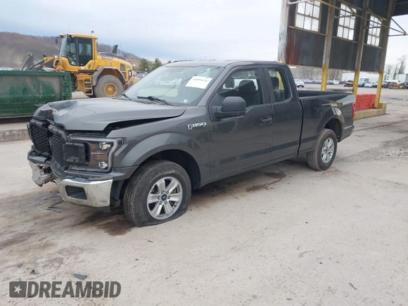 2018 Ford F-150 XL z VIN 1FTEX1CP3JFD42072, wystawiony jako IAAI lot #41899416 z przebiegiem 35 631 mil mil oraz . Historia ofert i sprzedaży dostępna na DreamBid. Obrazek 17.