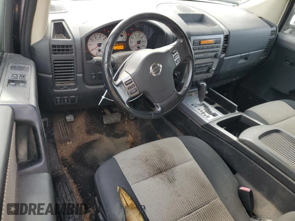 2008 Nissan Titan XE z VIN 1N6BA06C68N306381, wystawiony jako Copart lot #44445615 z przebiegiem 163 225 mil mil oraz Szkoda całkowita • Salvage title. Historia ofert i sprzedaży dostępna na DreamBid. Obrazek 8.