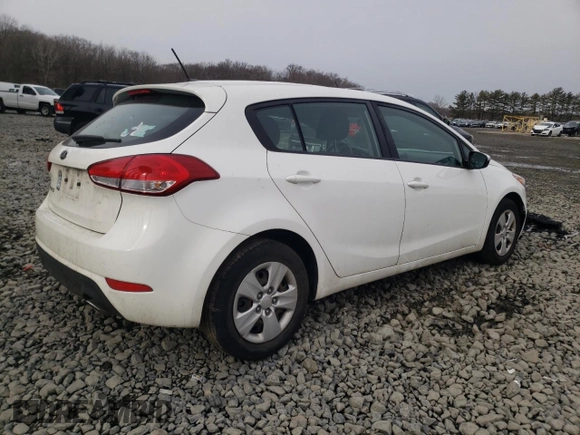 2018 Kia Forte5 LX with VIN KNAFK5A85J5774106, listed as a Copart auction lot 44764855 with 30,036 mi miles and Salvage Title. Bid and sale history available at carsss.com. Image 3.
