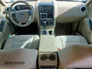 2008 Ford Explorer XLT z VIN 1FMEU63E78UB06868, wystawiony jako Copart lot #57760985 z przebiegiem 187 479 mil mil oraz Szkoda całkowita • Salvage title. Historia ofert i sprzedaży dostępna na DreamBid. Obrazek 8.