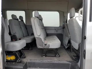 2015 Ford Transit XL z VIN 1FBVU4XG3FKA36240, wystawiony jako Copart lot #49159275 z przebiegiem 123 852 mil mil oraz Szkody całkowita. Historia ofert i sprzedaży dostępna na DreamBid. Obrazek 11.