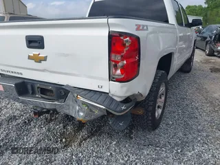 2015 Chevrolet Silverado 1500 LT with VIN 3GCUKREC1FG465118, listed as a IAAI auction lot 41864753 with 290,367 mi miles. Bid and sale history available at carsss.com. Image 6.