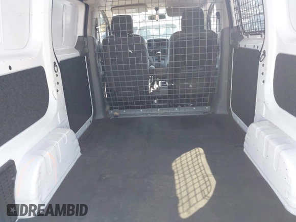 2020 Nissan NV200 S z VIN 3N6CM0KN0LK709242, wystawiony jako IAAI lot #41675882 z przebiegiem 90 395 mil mil oraz . Historia ofert i sprzedaży dostępna na DreamBid. Obrazek 8.