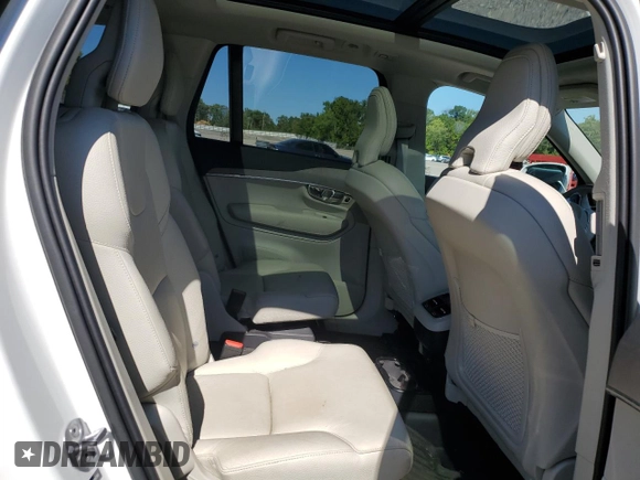 2023 Volvo XC90 Plus with VIN YV40621N4P1907548, listed as a Copart auction lot 69858214 with 27,474 mi miles and Salvage title. Bid and sale history available at DreamBid. Image 11.