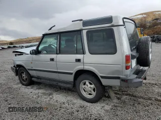 1997 Land Rover Discovery SD with VIN SALJY1247VA719419, listed as a Copart auction lot 85375184 with 215,699 mi miles and Salvage Title. Bid and sale history available at carsss.com. Image 2.