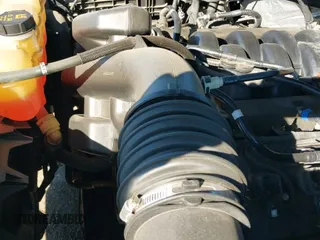 2018 Ford F-150 XL z VIN 1FTEW1E5XJFE53720, wystawiony jako IAAI lot #43494481 z przebiegiem 55 046 mil mil oraz . Historia ofert i sprzedaży dostępna na DreamBid. Obrazek 19.