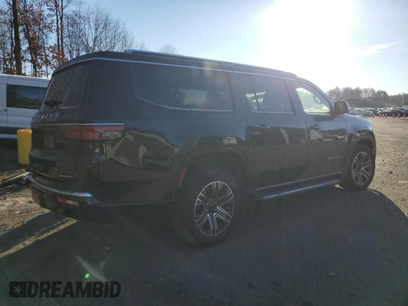 2023 Jeep Wagoneer Series II with VIN 1C4SJRBP8PS562800, listed as a Copart auction lot 83017904 with 35,176 mi miles and Clean title. Bid and sale history available at DreamBid. Image 3.