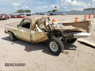 1987 Dodge Trucks z VIN 1B7HD14TXHS334781, wystawiony jako Copart lot #69347244 z przebiegiem 69 244 mil mil oraz Szkody całkowita. Historia ofert i sprzedaży dostępna na DreamBid. Obrazek 2.