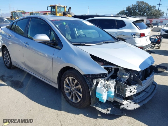 2019 Toyota Prius L Eco with VIN JTDKARFU5K3095256, listed as a IAAI auction lot 41594352 with 72,480 mi miles. Bid and sale history available at carsss.com. Image 1.