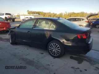 2016 Volkswagen Jetta Sedan 1.8T SEL with VIN 3VWL07AJ3GM411667, listed as a Copart auction lot 48730165 with 131,498 mi miles and Salvage Title. Bid and sale history available at carsss.com. Image 2.